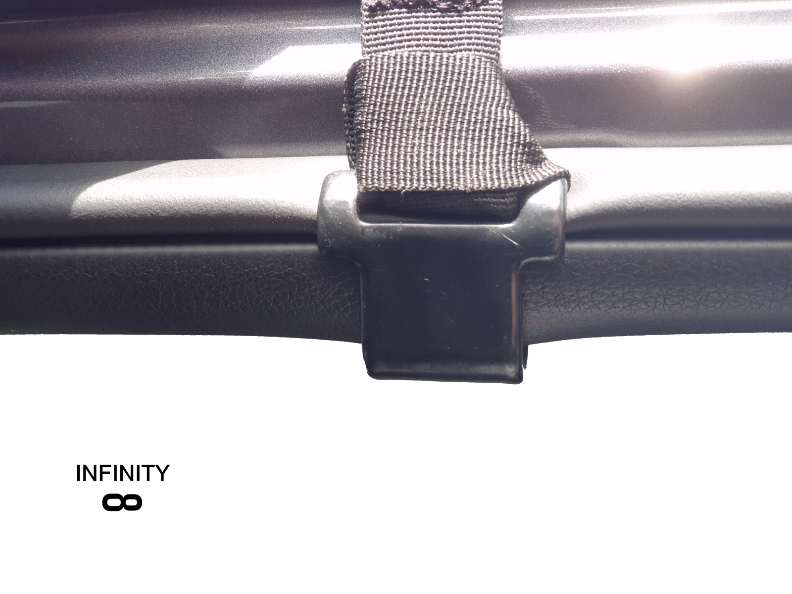 ��� �� ���� INFINITY ROOF TOP BAG XL