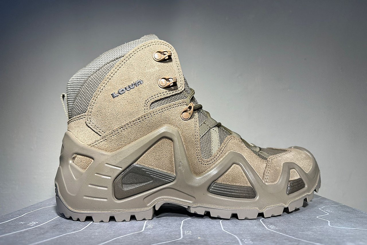 ���� ���� ������ �����  LOWA ZEPHYR MID TF COYOTE