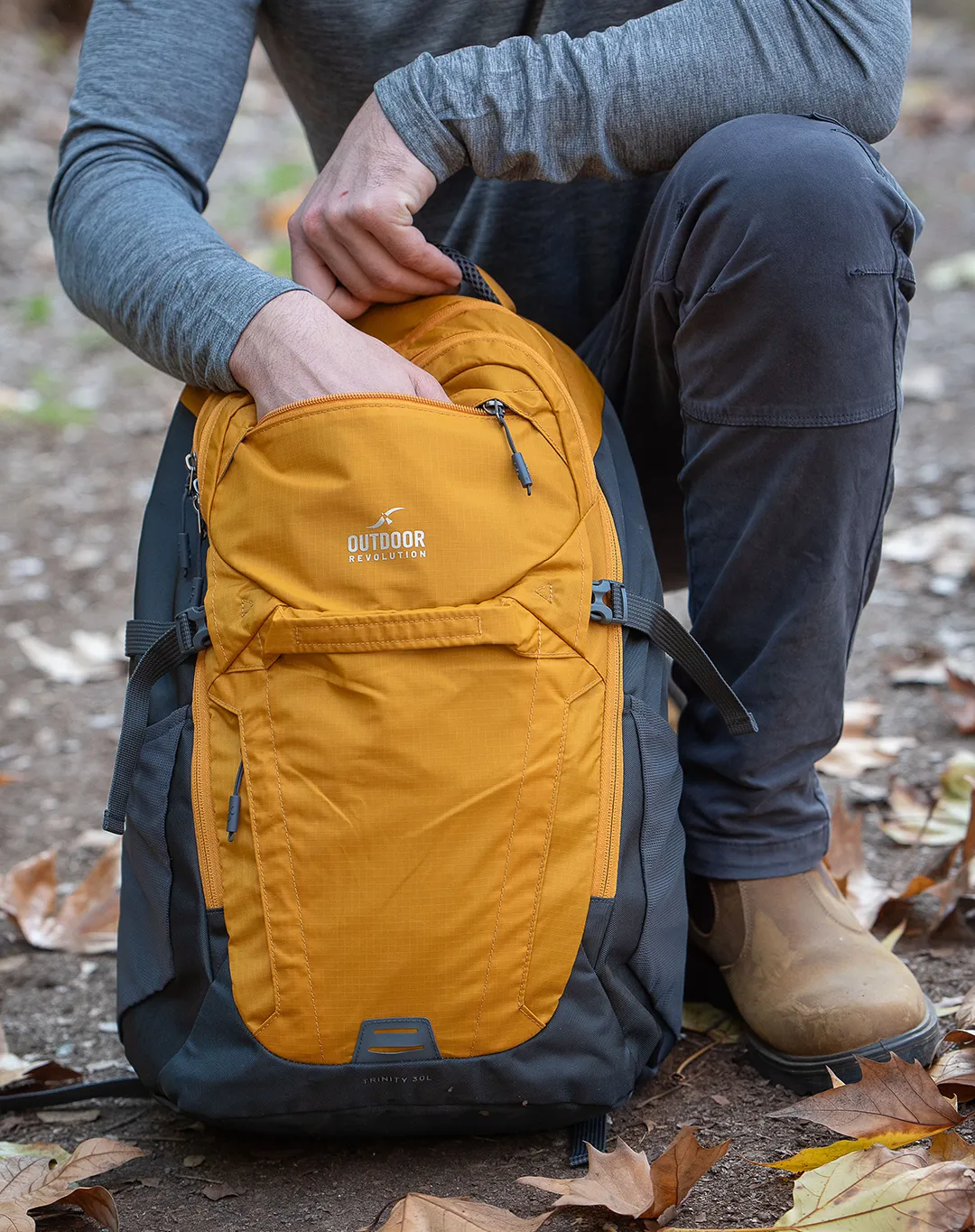 Outdoor Revolution תיק גב 30L Trinity Outdoor Revolution תיק גב 30L Trinity